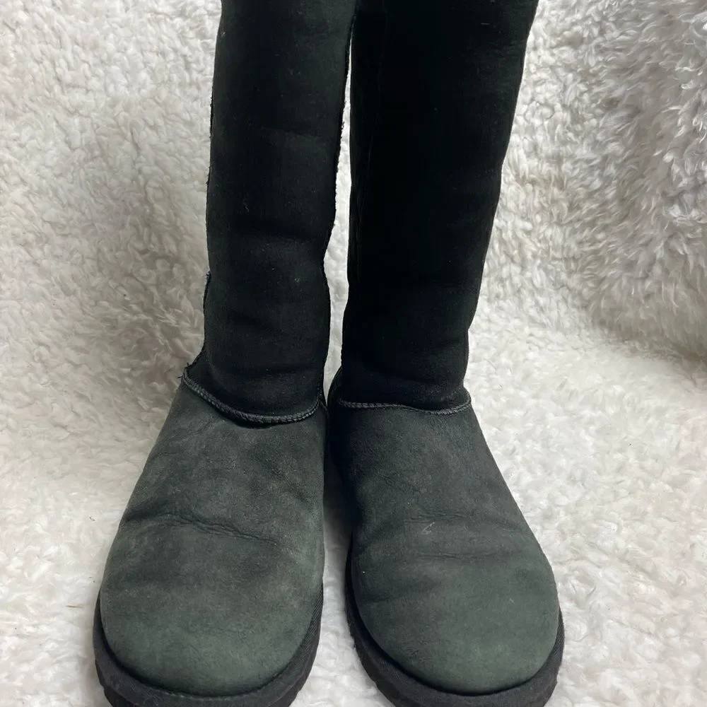 UGG Australia leather  black classic tall boots sheepskin shearling lining SZ9